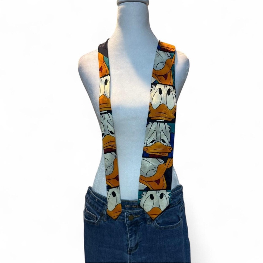Donald Duck Disney Store Neck Tie